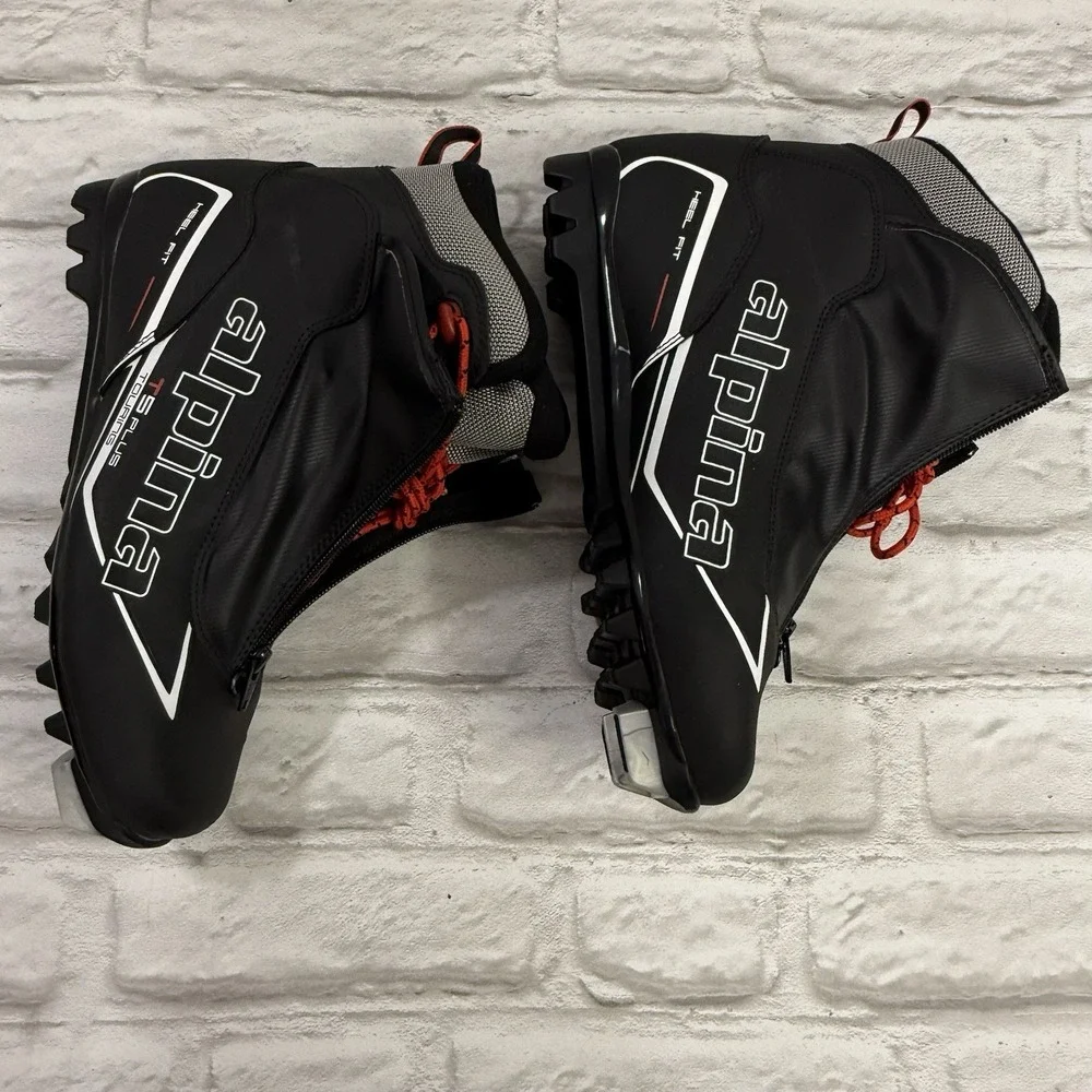 Alpina T5 Plus Touring Cross Country Ski Boots EU 43 US 9.5 Thinsulate - Nice!!